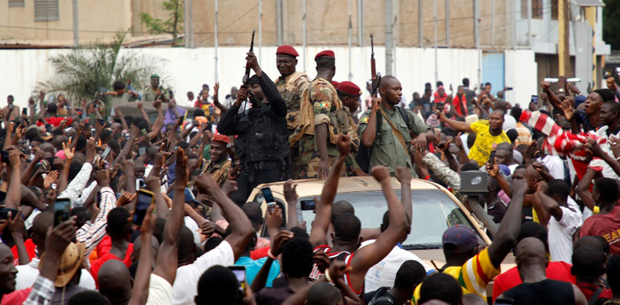 هل تشهد أفريقيا انقلابات عسكرية جديدة؟