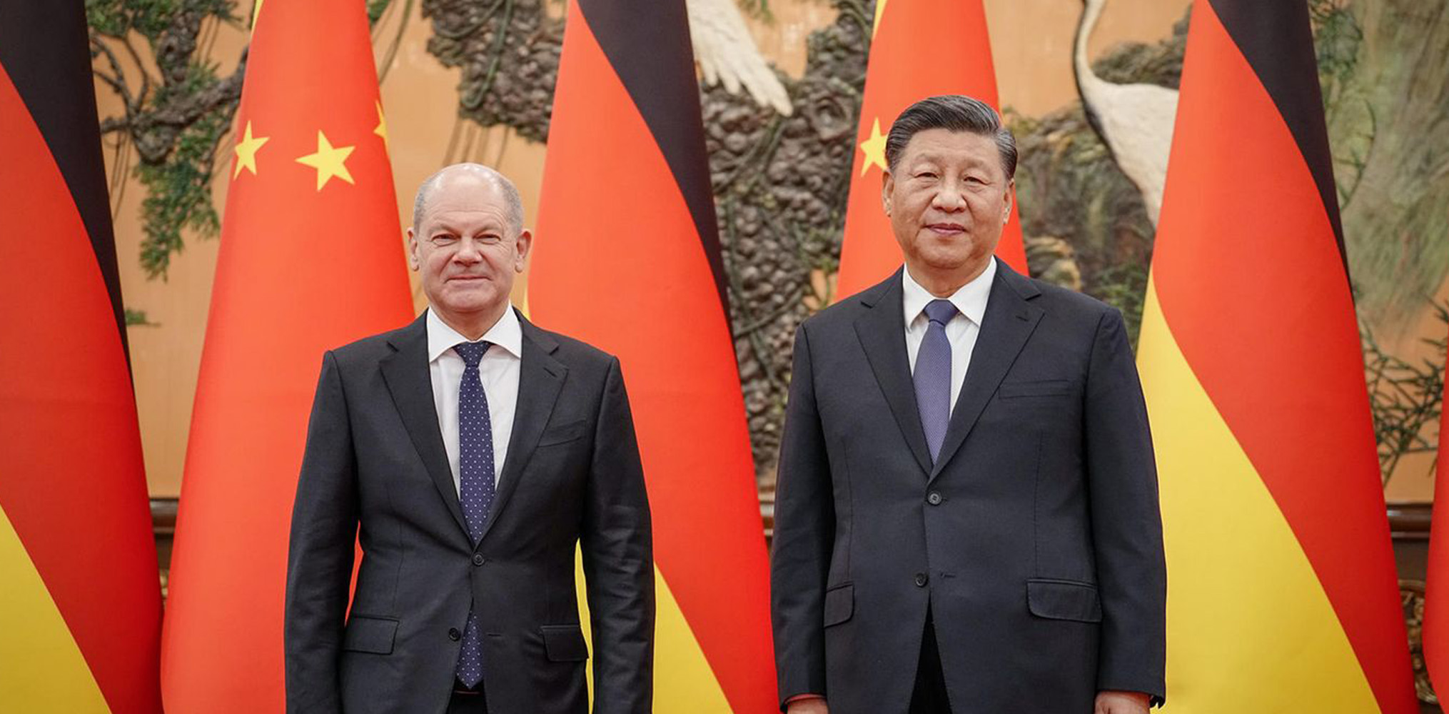 Why is the German Chancellor Set on Pursuing Ties with Beijing?
