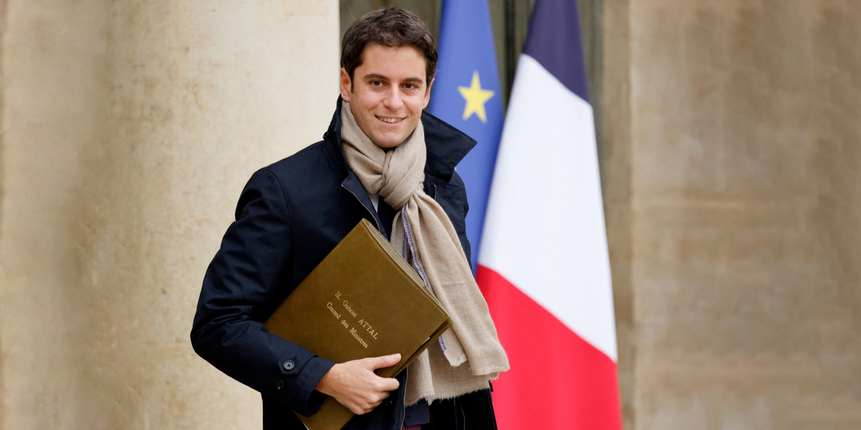 هل تتجاوز الحكومة الفرنسية الجديدة معضلة غياب الأغلبية؟