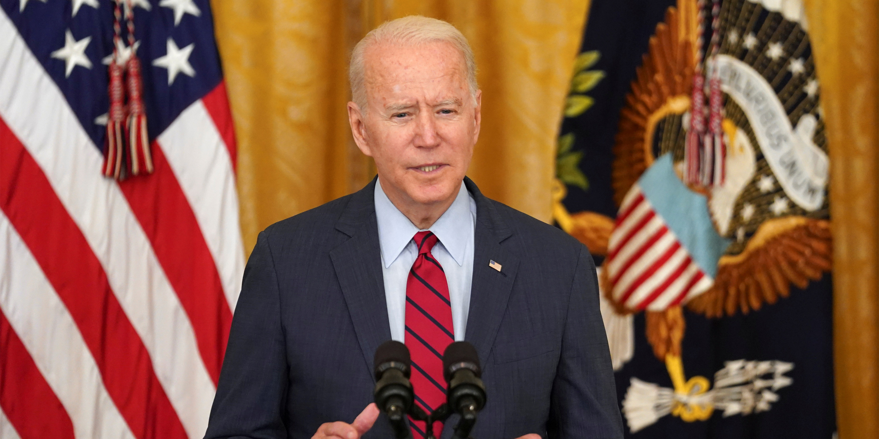 ما جهود حملة بايدن لجذب الجمهوريين المعتدلين للتصويت له؟