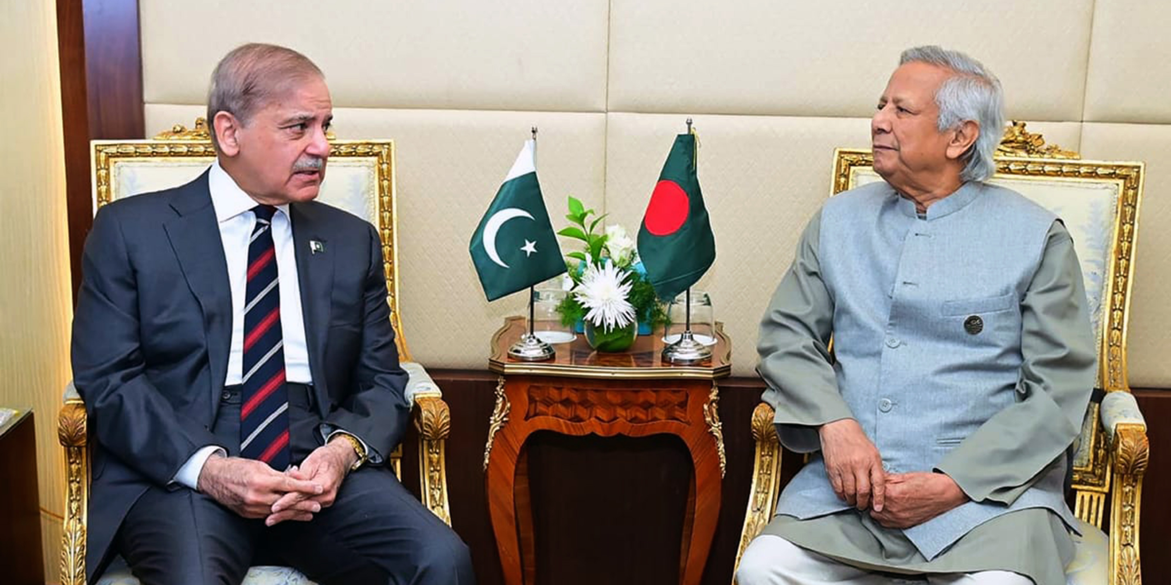 ما تداعيات التقارب المتسارع بين باكستان وبنجلاديش؟