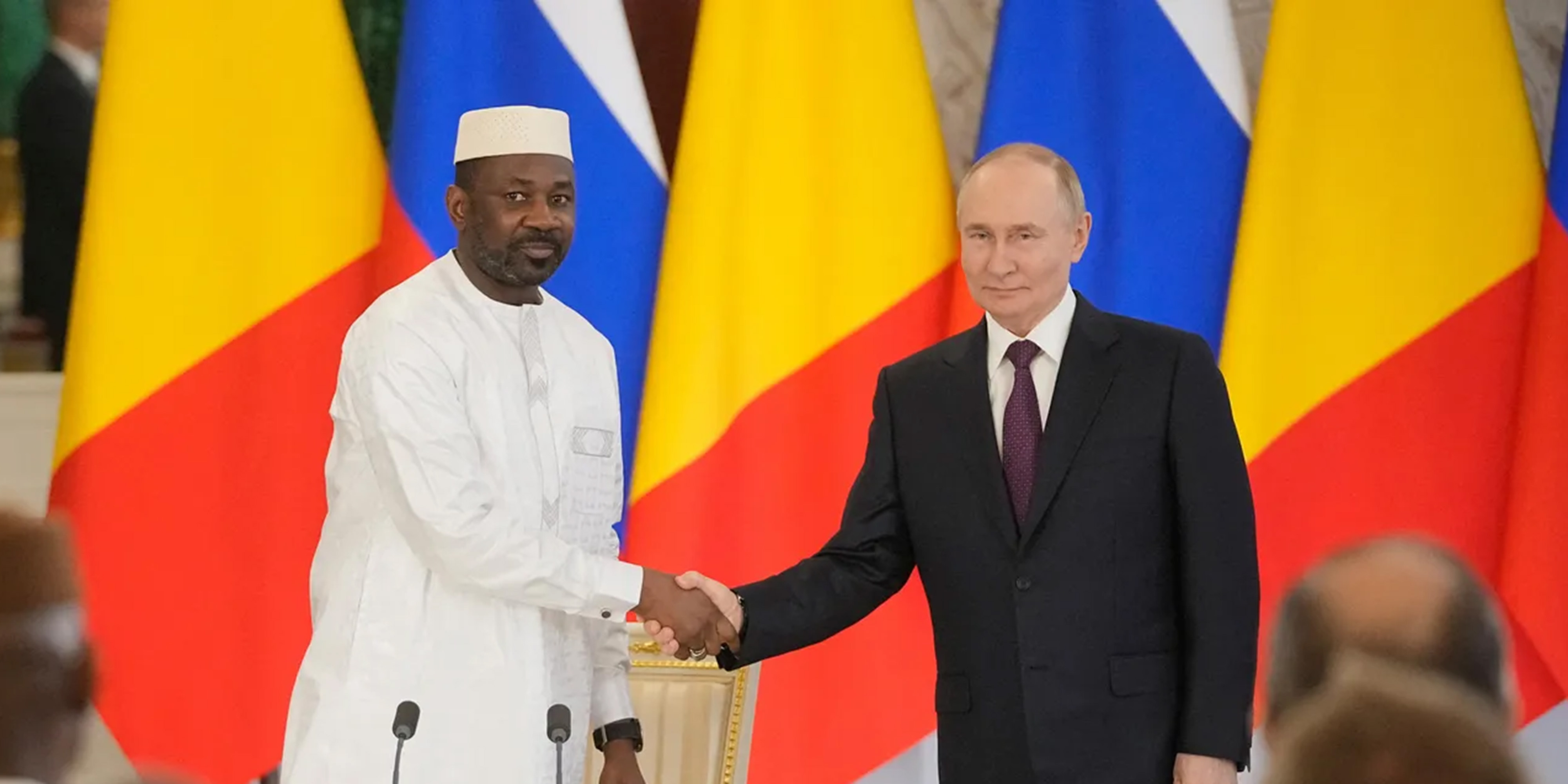 ما دلالات زيارة رئيس المجلس العسكري في مالي إلى روسيا؟